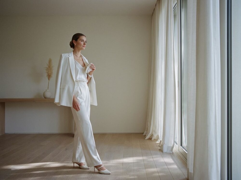 Total white look elegancki